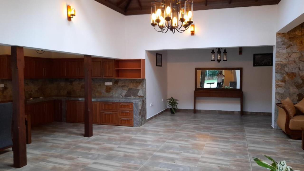 Villa D55 Канди Екстериор снимка