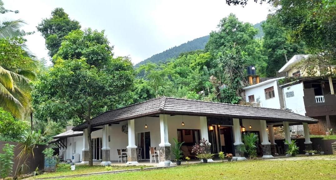 Villa D55 Канди Екстериор снимка