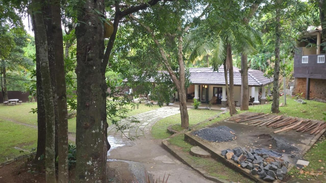 Villa D55 Канди Екстериор снимка