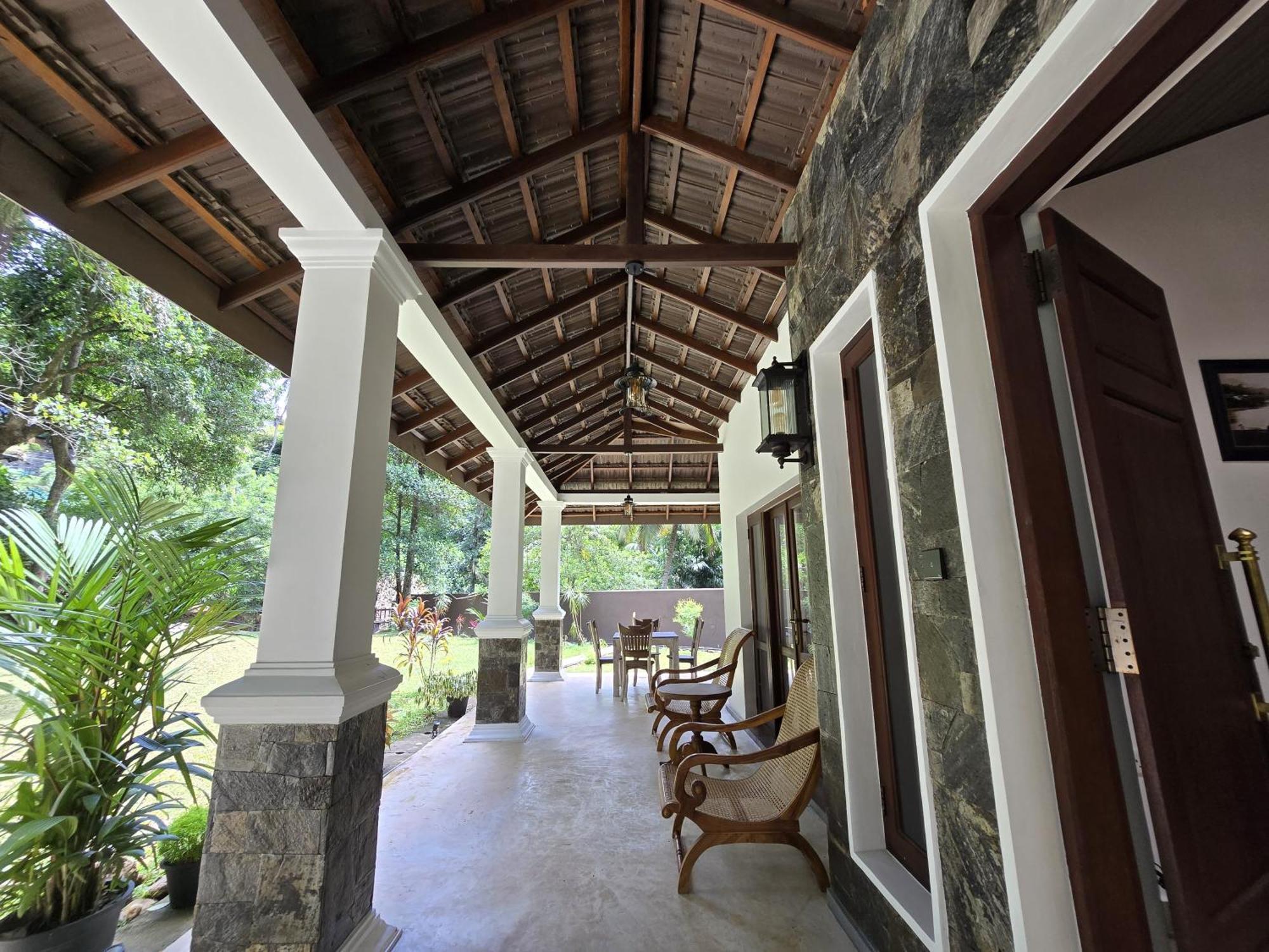 Villa D55 Канди Екстериор снимка