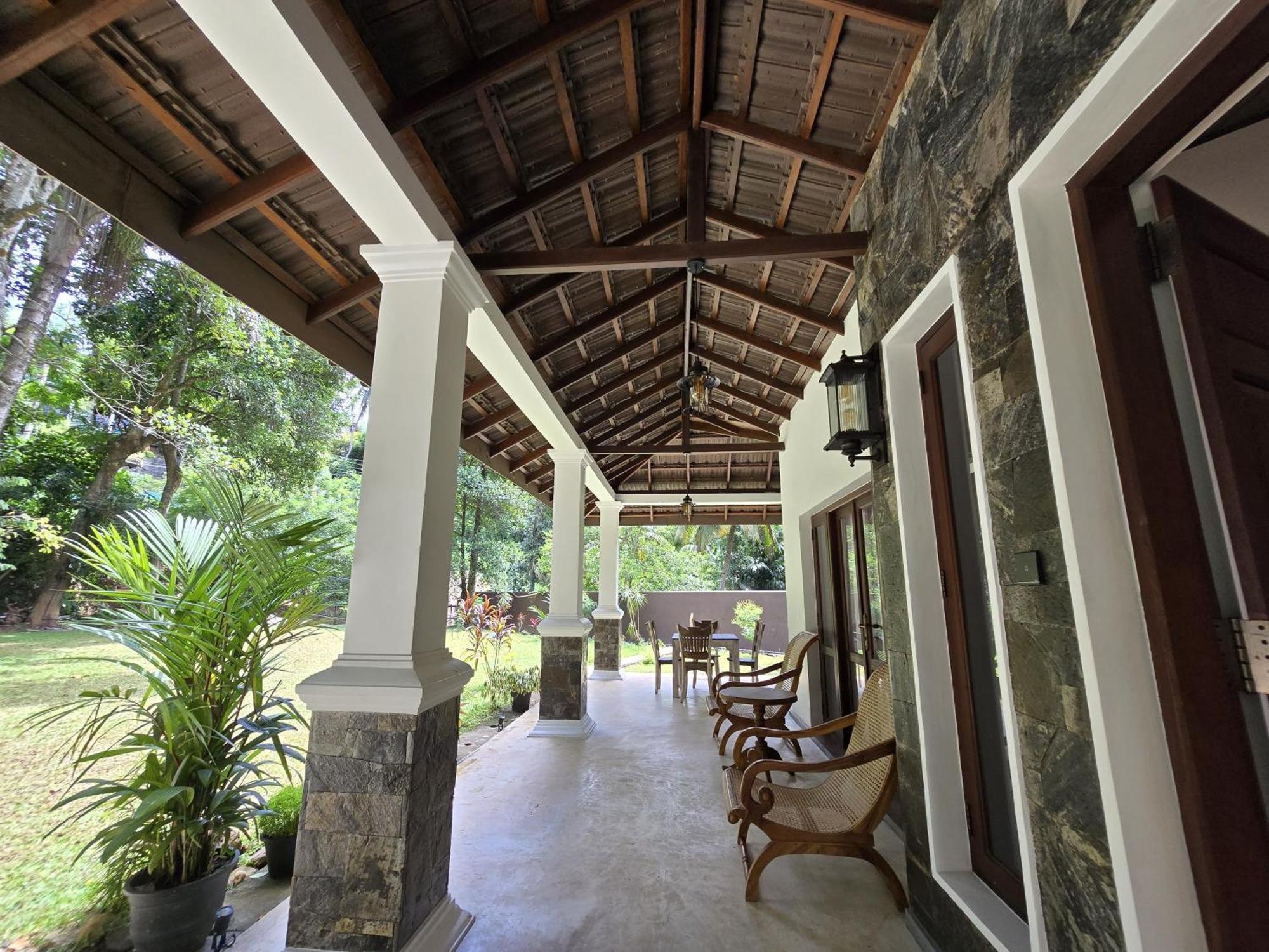 Villa D55 Канди Екстериор снимка