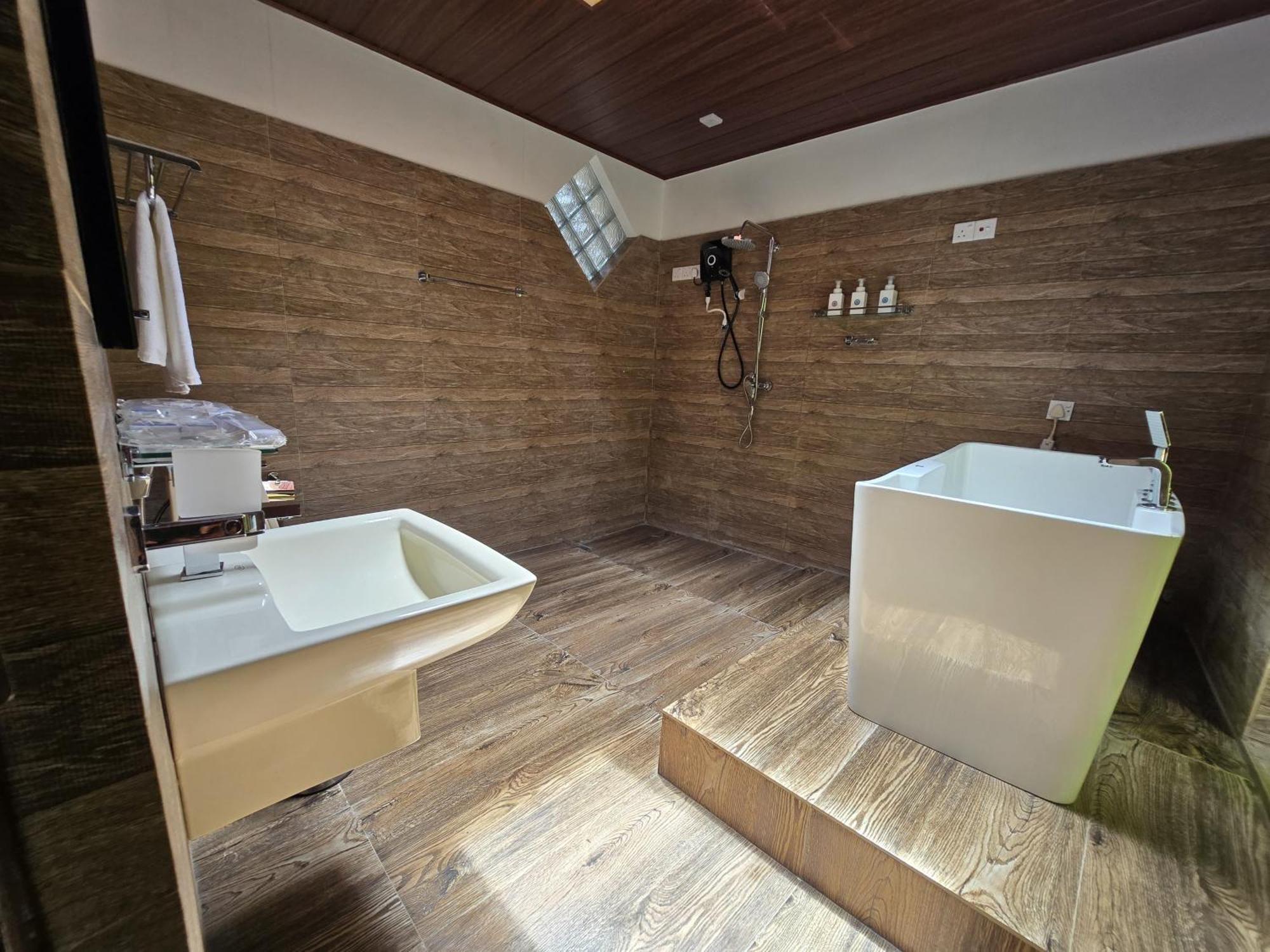 Villa D55 Канди Екстериор снимка